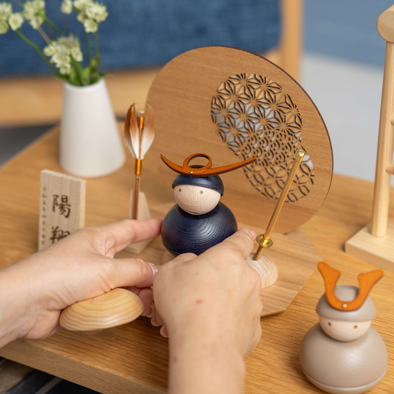 ことの木製鎧 上杉謙信 衝立N えにし