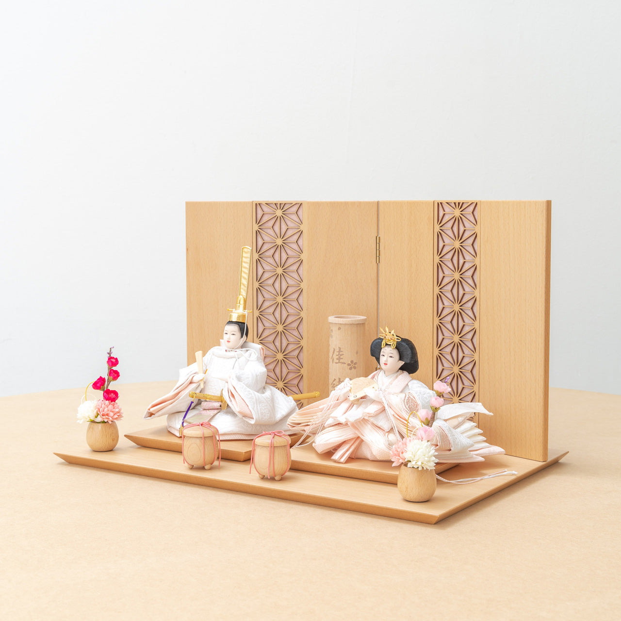 ことのひな人形　ゆき　麻の葉　平台