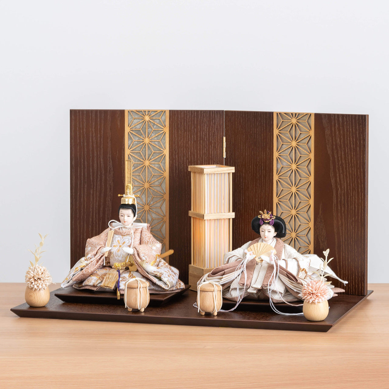 ことのひな人形　ほのか　麻の葉B平台　銀　駿河行燈付