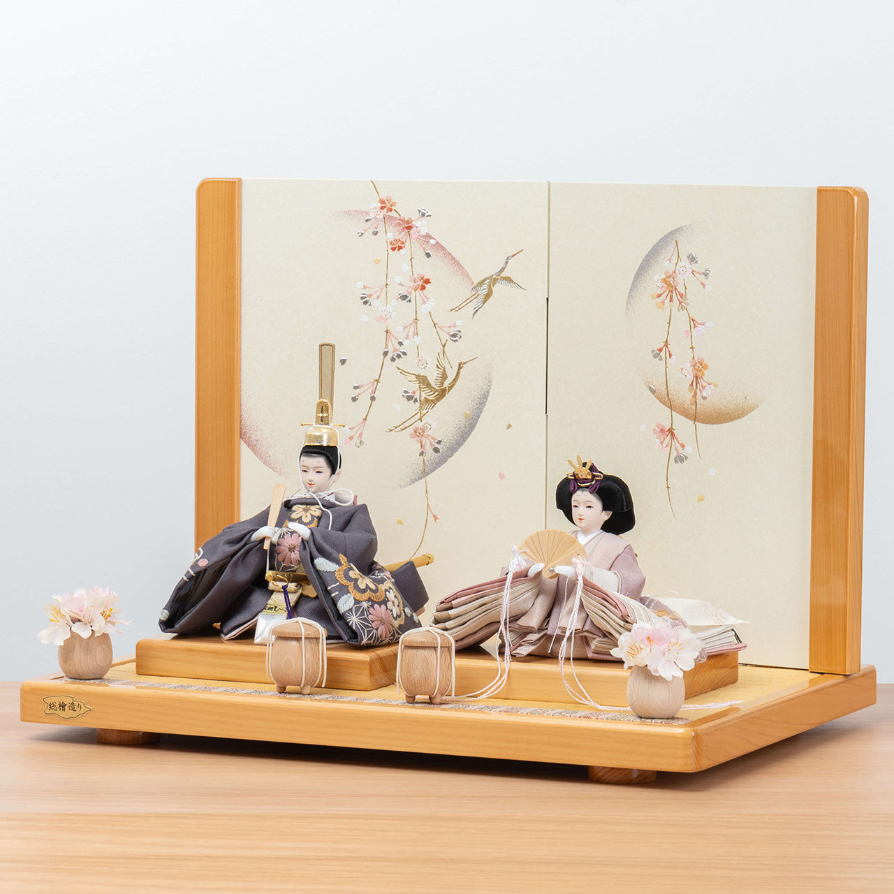 ことのひな人形　ひかり　ひのき平台