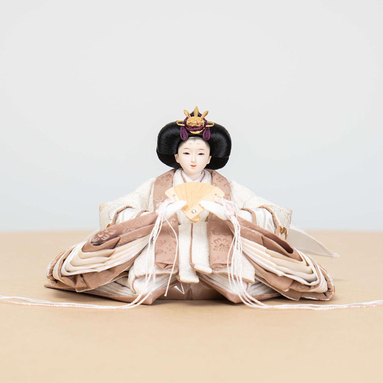 ことのひな人形　ほのか　麻の葉B平台　銀　駿河行燈付